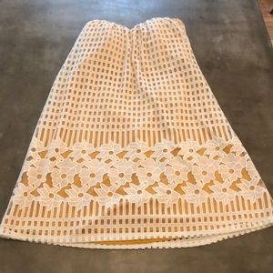 Sweetheart White/beige strapless Eyelit Dress